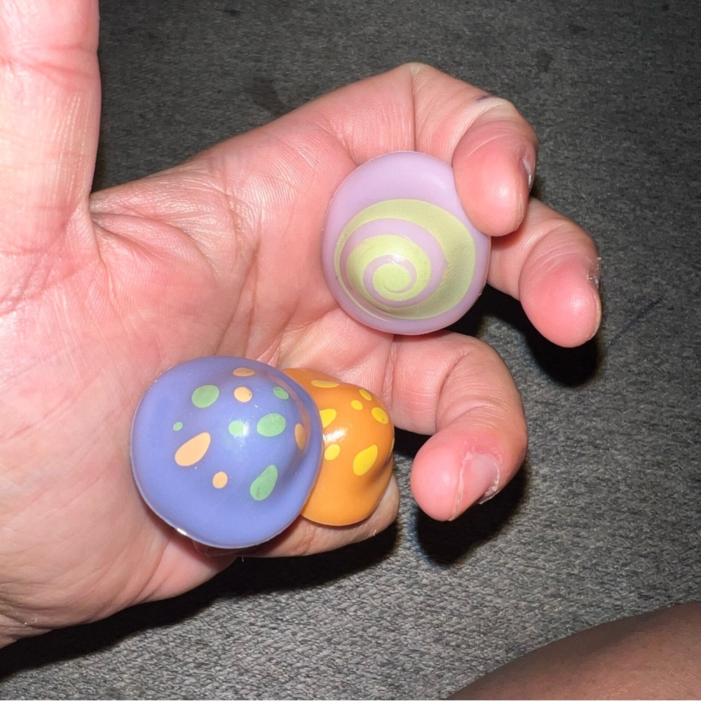 Crocs Mushroom Charms - Picture 2 of 2